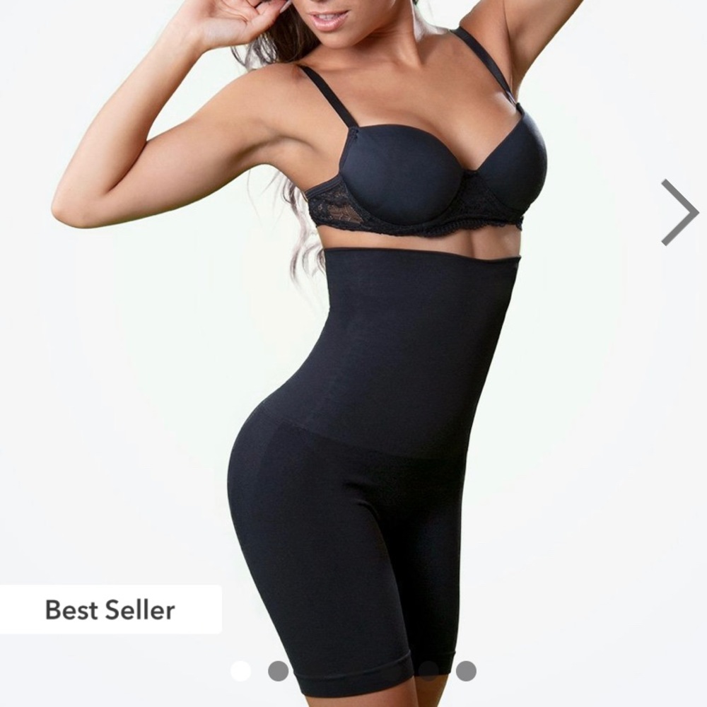 Empetua high-waisted shaper shorts